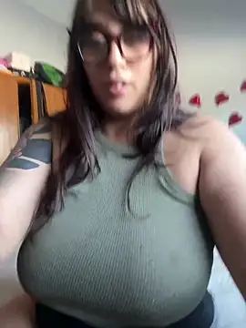 TatiTits online show from April 22, 3:35 pm