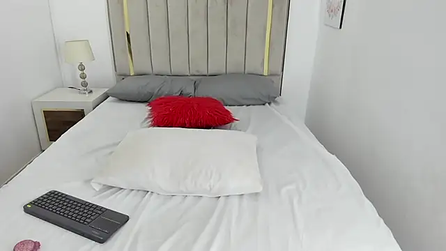 Snapshot of lapiz_lazuli12 chatting on November 20, 7:13 pm lapiz lazuli12 online show from November 20, 7:13 pm