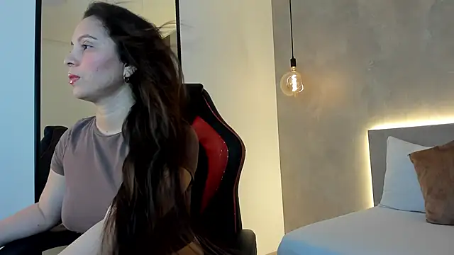 Snapshot of samantha_17_ chatting on October 5, 2:10 am samantha 17 online show from October 5, 2:10 am