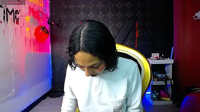 Sweettpleasure online show from October 8, 12:36 pm