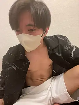 Yuma0718 online show from February 2, 12:15 pm