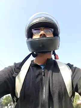 Snapshot of YoursThickDick chatting on November 8, 4:12 am YoursThickDick online show from November 8, 4:12 am