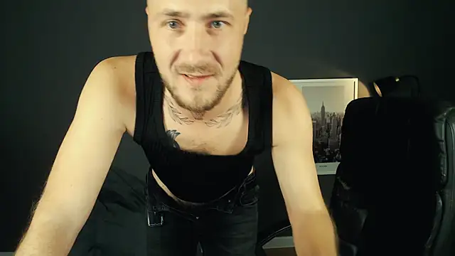 Snapshot of Mr_At_ chatting on September 10, 7:08 am Mr At online show from September 10, 7:08 am