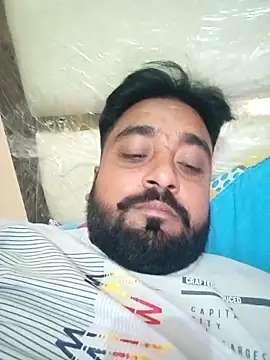 Snapshot of Raju_fuckerr chatting on October 15, 8:47 am Raju fuckerr online show from October 15, 8:47 am