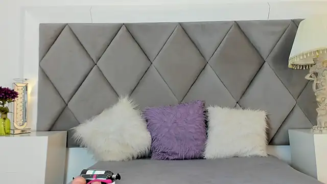 GiadaRizzo online show from November 25, 5:35 pm