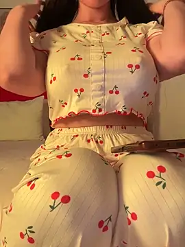 OnlyRima online show from October 7, 9:50 am