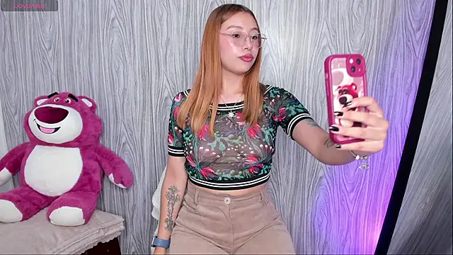 Sofii 03 online show from October 8, 11:46 pm