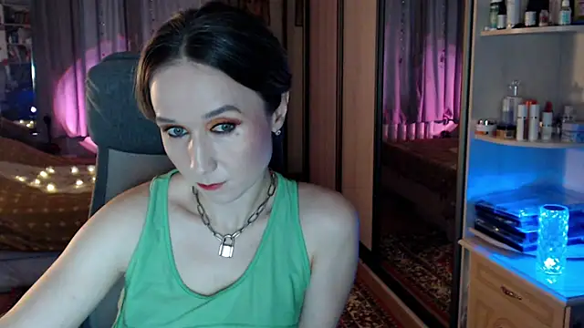 ClassyInna online show from November 27, 8:38 am