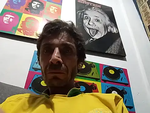 githot online show from November 3, 9:21 am