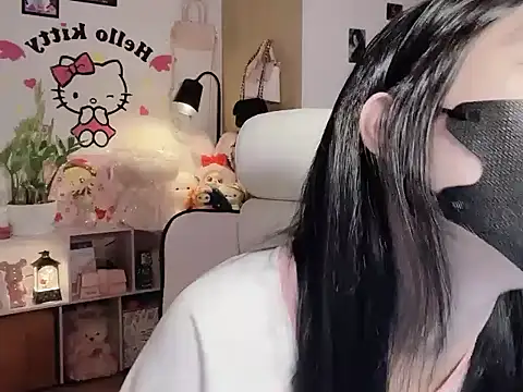 keelinnn19 online show from January 16, 10:36 pm