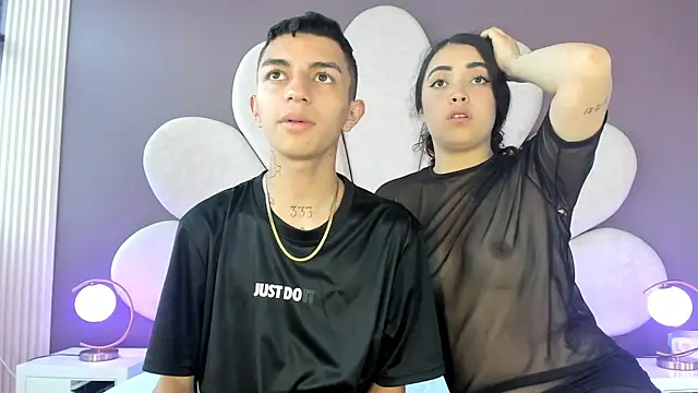 NickandAbby  online show from April 13, 8:14 pm