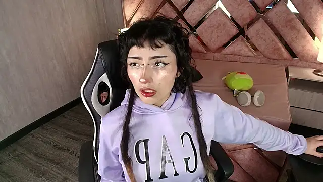 Snapshot of Babyyrasta666 chatting on November 30, 2:59 am Babyyrasta666 online show from November 30, 2:59 am