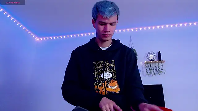 nicktorn online show from March 28, 12:38 pm