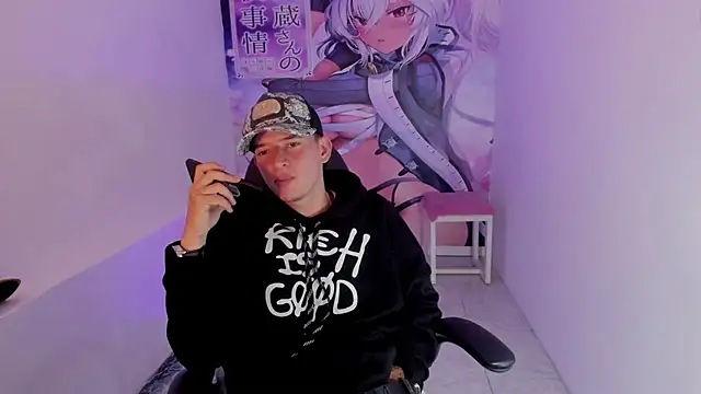 Snapshot of Fran_Boy chatting on November 13, 3:38 am Fran Boy online show from November 13, 3:38 am