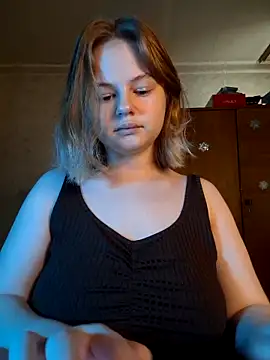 Snapshot of SlipperSherry chatting on October 6, 10:02 am SlipperSherry online show from October 6, 10:02 am