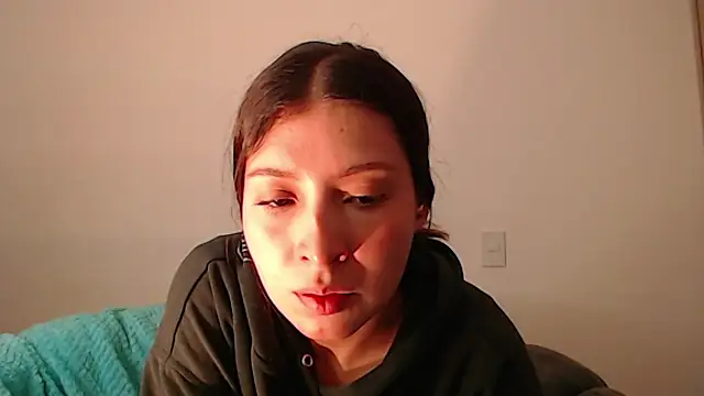 -Ivonny online show from October 16, 10:33 pm