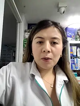 Snapshot of Sophie_del_Castillo chatting on October 19, 12:00 am Sophie del Castillo online show from October 19, 12:00 am