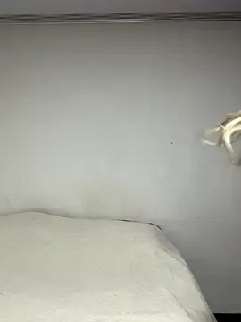 kymberly-reyes11 online show from December 4, 2:43 am