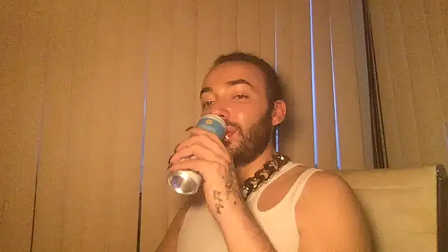 Stevey5894 online show from September 24, 10:57 pm