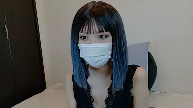 sarina at online show from March 9, 9:24 am