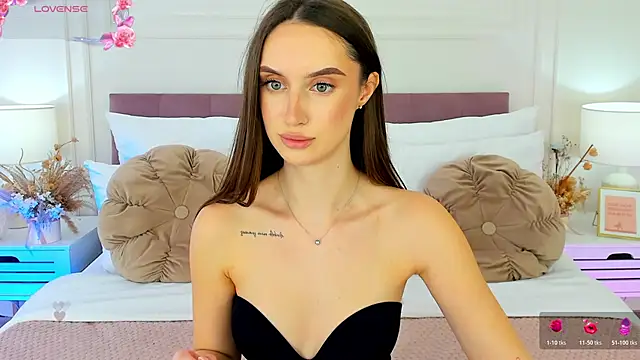 ToriSonn online show from April 20, 12:19 pm