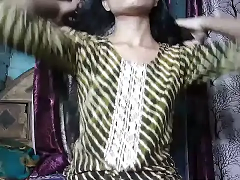 Snapshot of ROSE_GOLDE chatting on November 3, 8:15 am ROSE GOLDE online show from November 3, 8:15 am