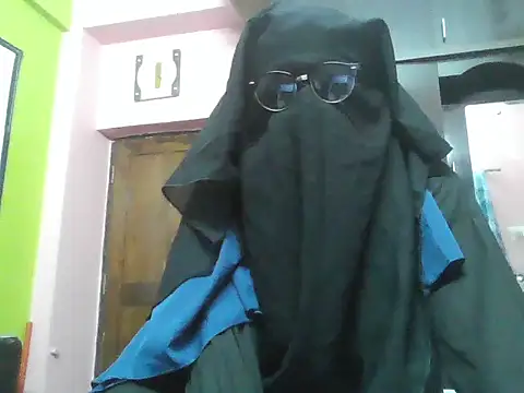 Snapshot of nasrin_katoon_7 chatting on November 21, 6:06 pm nasrin katoon 7 online show from November 21, 6:06 pm