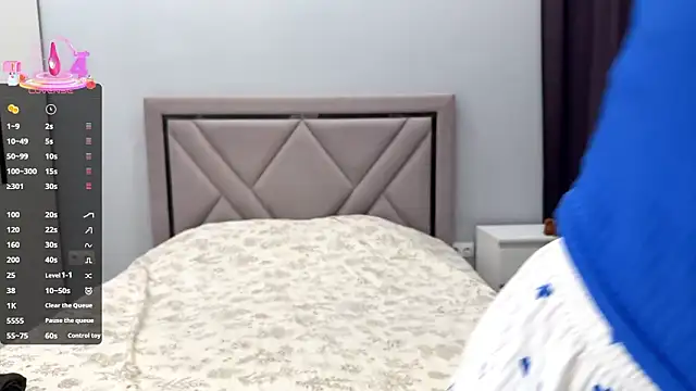 Wow Akemi online show from February 4, 7:36 am