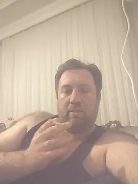 Snapshot of Batuhan3563 chatting on December 19, 7:32 pm Batuhan3563 online show from December 19, 7:32 pm