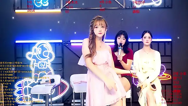 EYgirl222 online show from October 1, 8:20 am