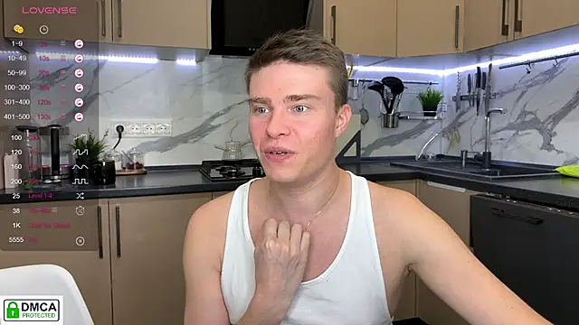 Snapshot of holy_eggs_02 chatting on December 2, 3:18 pm holy eggs 02 online show from December 2, 3:18 pm