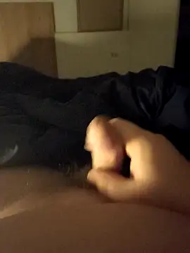 Snapshot of Tupfen chatting on November 28, 10:56 pm Tupfen online show from November 28, 10:56 pm