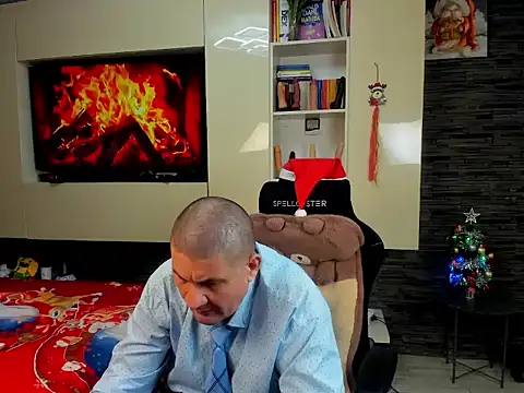 SpartacusDaddy48 online show from January 6, 5:55 am