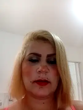 Snapshot of flavinhasensual chatting on October 18, 2:18 pm flavinhasensual online show from October 18, 2:18 pm