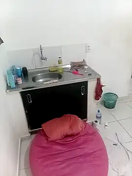 Snapshot of flavinhasensual chatting on November 19, 7:41 am flavinhasensual online show from November 19, 7:41 am