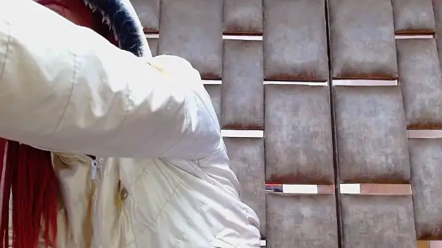 Snapshot of Alexahotz chatting on October 12, 5:39 am Alexahotz online show from October 12, 5:39 am