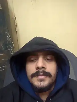 Snapshot of Sushant001 chatting on December 18, 9:21 pm Sushant001 online show from December 18, 9:21 pm