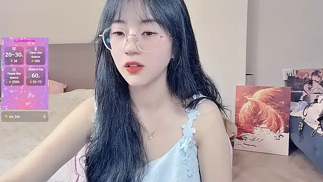 nini a online show from February 24, 7:06 am