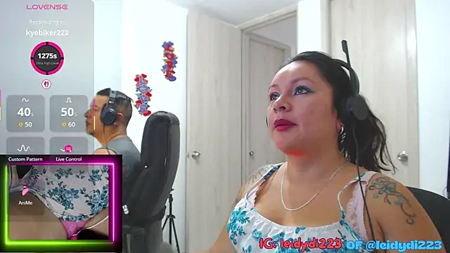 Snapshot of leidydi223 chatting on September 16, 1:23 pm leidydi223 online show from September 16, 1:23 pm