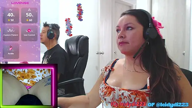 Snapshot of leidydi223 chatting on September 19, 3:24 pm leidydi223 online show from September 19, 3:24 pm