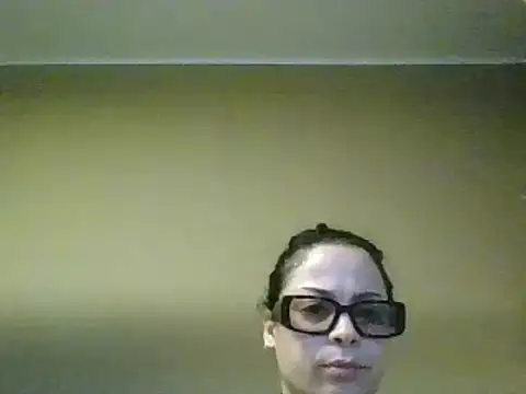 Snapshot of ITALIANASISIXX chatting on February 28, 6:21 am ITALIANASISIXX online show from February 28, 6:21 am