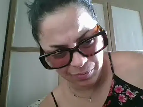 Snapshot of ITALIANASISIXX chatting on September 14, 4:06 pm ITALIANASISIXX online show from September 14, 4:06 pm