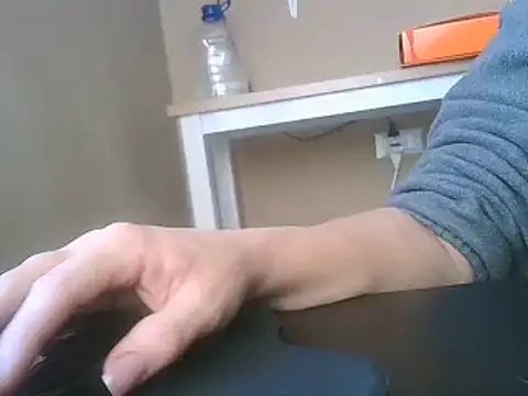 Snapshot of ITALIANASISIXX chatting on November 20, 8:14 am ITALIANASISIXX online show from November 20, 8:14 am