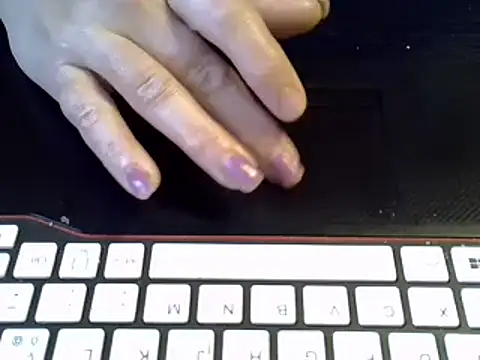 Snapshot of ITALIANASISIXX chatting on December 18, 7:36 am ITALIANASISIXX online show from December 18, 7:36 am