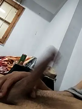 Snapshot of rayane7xx chatting on September 19, 1:01 pm rayane7xx online show from September 19, 1:01 pm