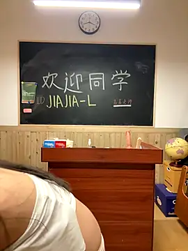 Snapshot of jiajia_L chatting on October 10, 1:21 pm jiajia L online show from October 10, 1:21 pm