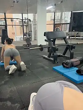 jiajia L online show from March 5, 10:22 am