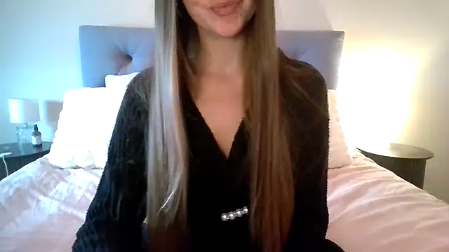 Snapshot of TaylorWest62 chatting on October 23, 11:53 am TaylorWest62 online show from October 23, 11:53 am