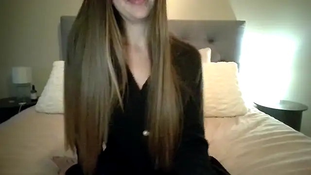 Snapshot of TaylorWest62 chatting on October 26, 3:18 pm TaylorWest62 online show from October 26, 3:18 pm