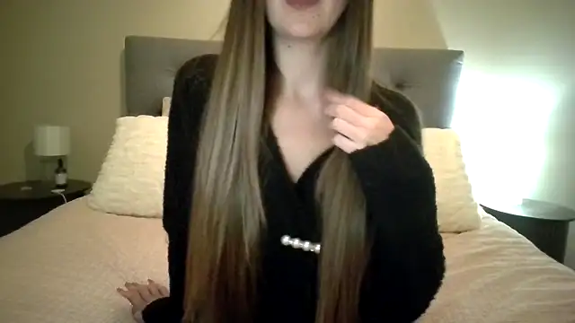 Snapshot of TaylorWest62 chatting on October 31, 3:35 pm TaylorWest62 online show from October 31, 3:35 pm